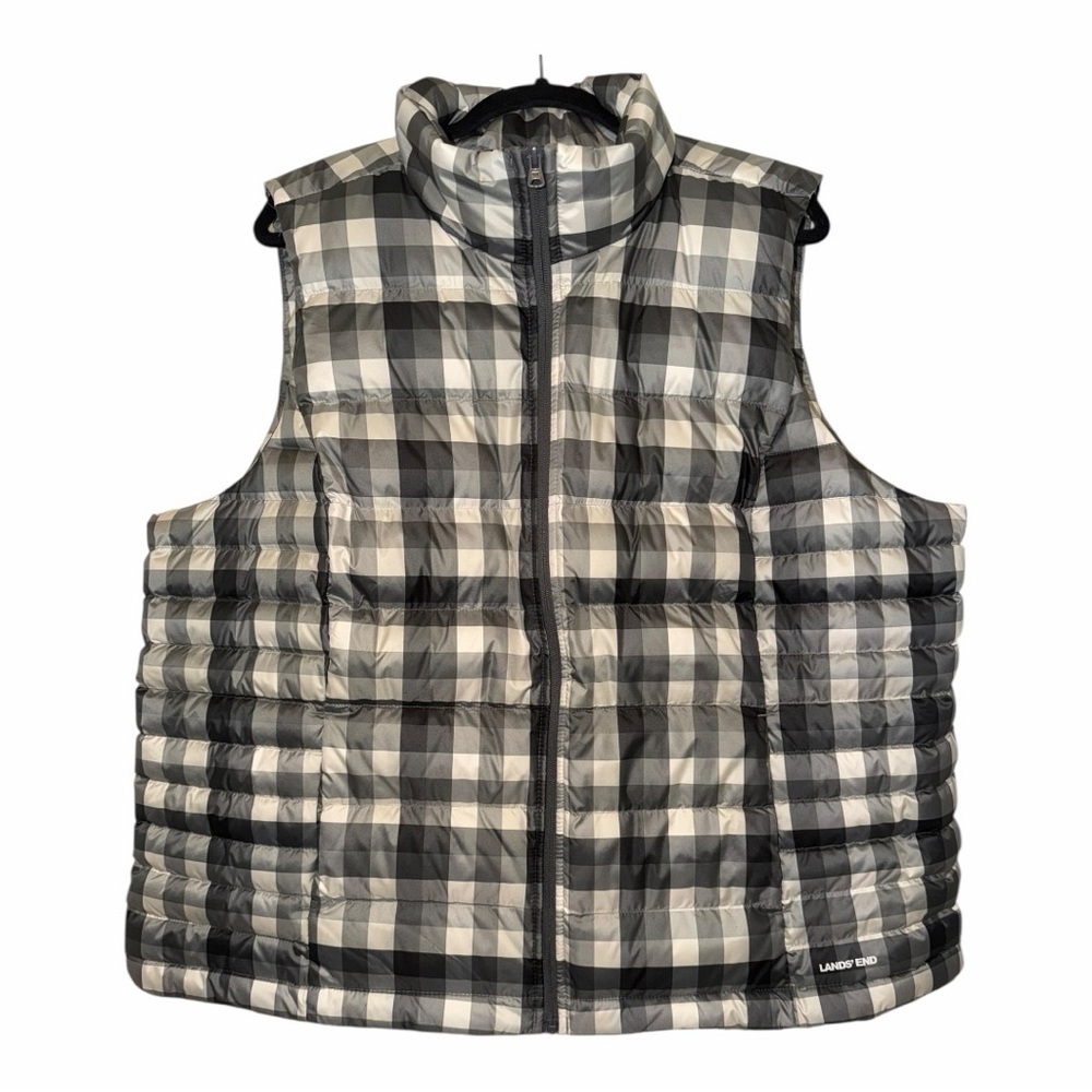 Lands' End Women's Checkered Puffer Vest in Black and Gray - Picture 7 of 9